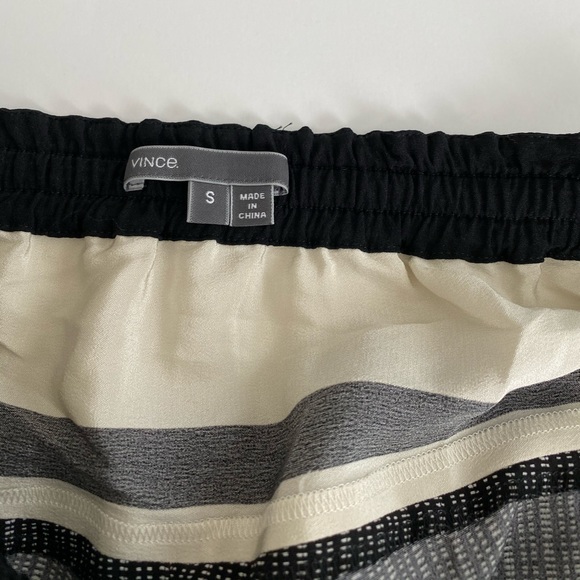 VINCE MIXED STRIPE PRINT SILK SHORTS, BLACK/IVORY - Picture 4 of 14